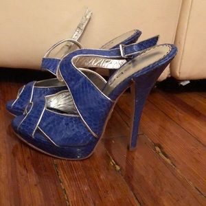 Bebe Heels size 5